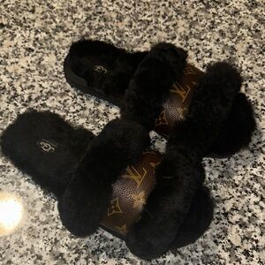 UGG Black and Brown Fur Slippers
